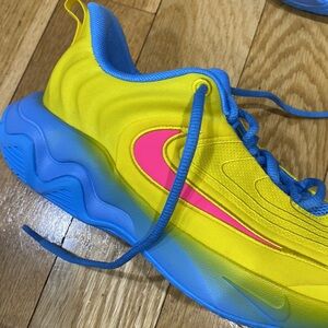 Nike Highly rated Giannis Immortality 4 Big kids Basketball shoes.Unisex